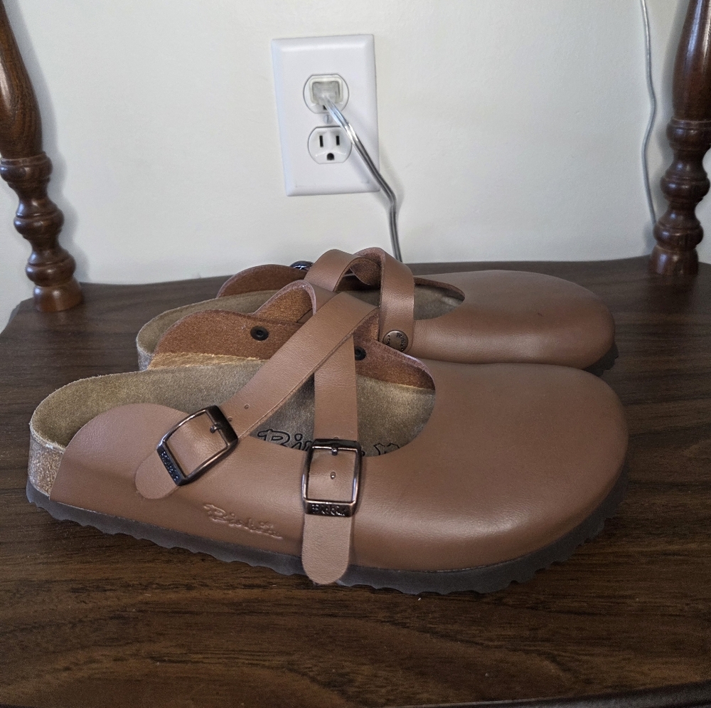 BIRKI'S By Birkenstock Dorian Mary Jane Brown Clogs Women's Sz. 8.5 Sz. 39